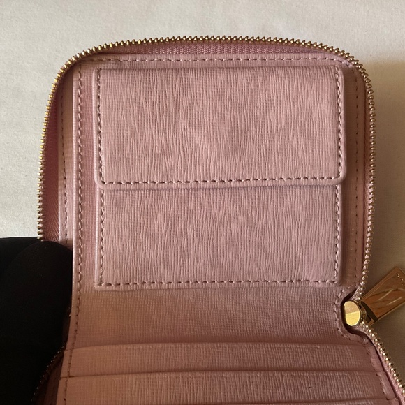 Furla Butterfly Small Zip Around Leather Wallet NWOT - Picture 12 of 14